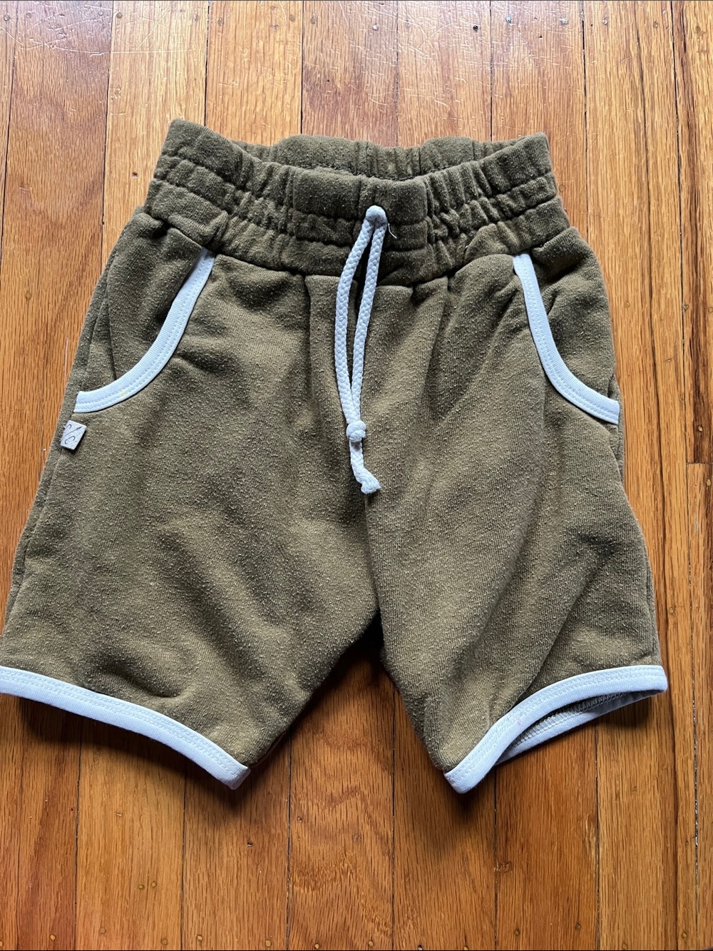 Childhoods Clothing Olive Green Retro Shorts 6/7